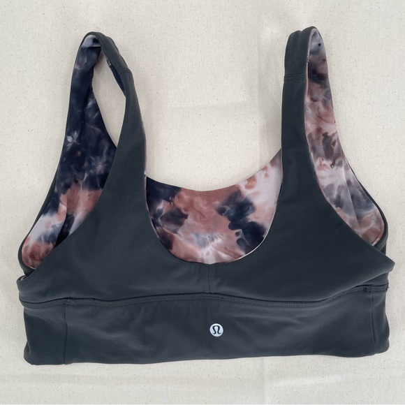 Lululemon Align Reversible sports bra. Size 10 - Picture 3 of 7